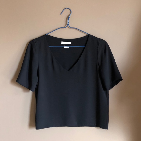 Aritzia Babaton Randy Blouse - Picture 2 of 4